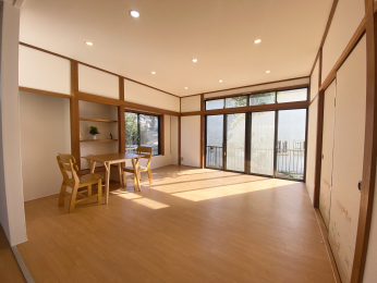 �����s�����q�s�U�c��3���ڂ̒��È�ˌ��Ẵ��r���O