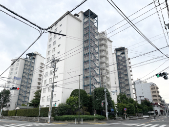 �����s�����q�s�U�c��1���ڂ̒��Ã}���V�����̌��n�O�ώʐ^