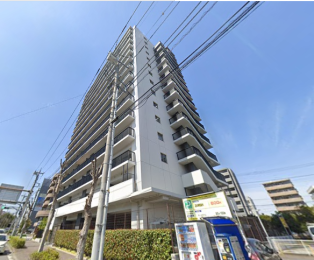 �����s�����q�s�ŉz���̒��Ã}���V�����̌��n�O�ώʐ^