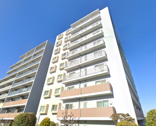 �����s�����q�s���ؒ��̒��Ã}���V�����̌��n�O�ώʐ^